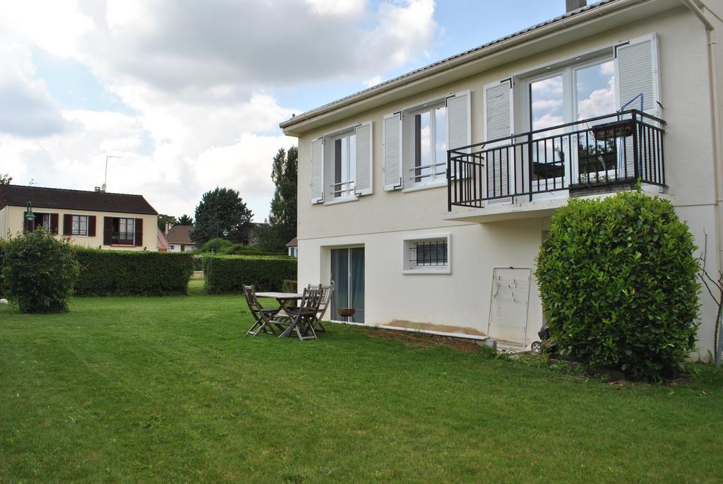 2 Bed House Near Disneyland Paris Montry Dış mekan fotoğraf