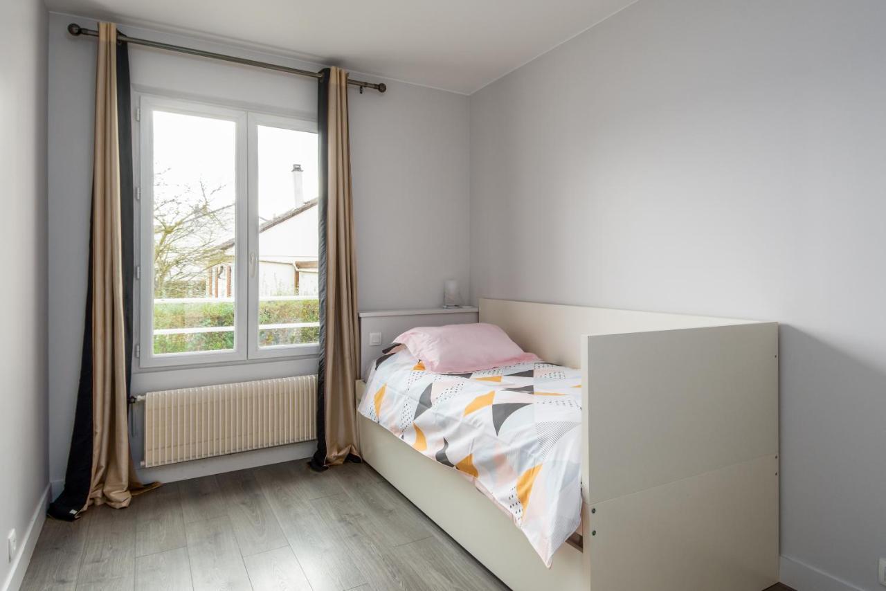 2 Bed House Near Disneyland Paris Montry Dış mekan fotoğraf